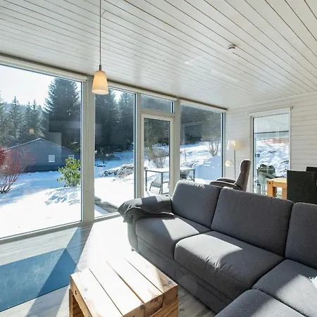 2 Bis 4 Personen Mit Aussensauna F1h1 *